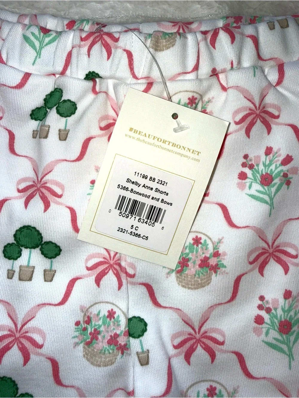 The Beaufort Bonnet Company Shelby Anne Shorts in Boxwoods and Bows, sz 5, NWT